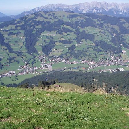 Haus Hirzinger Lägenhet Brixen im Thale Exteriör bild